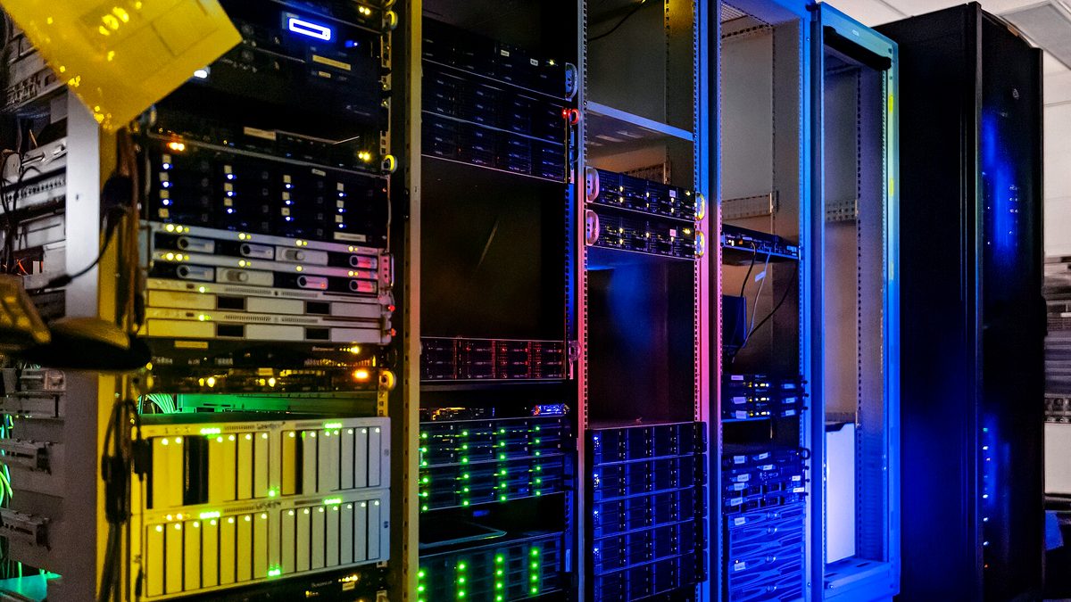 How to configure the data center server access layer: key points for selecting network cards and high-speed cables